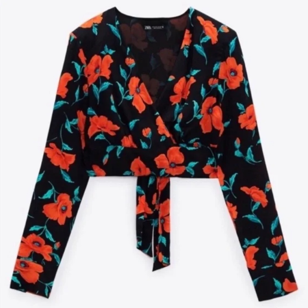 NWT Zara Black and Red Tie-Front Crop Blouse